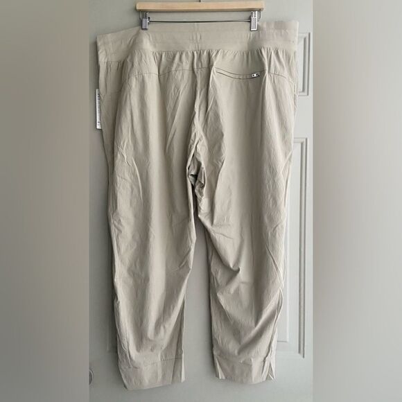 ATHLETA Trekkie North Jogger Ecru Sz 24 - Picture 5 of 16